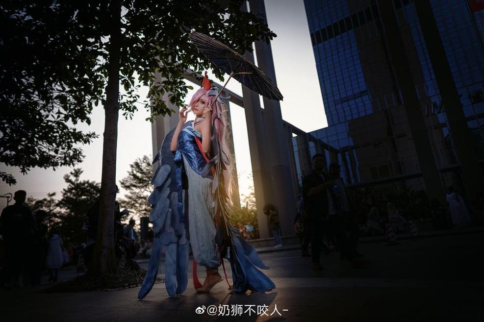 无敌可爱的奶狮不咬人花嫁cosplay，这样的模样你肯定喜欢吧