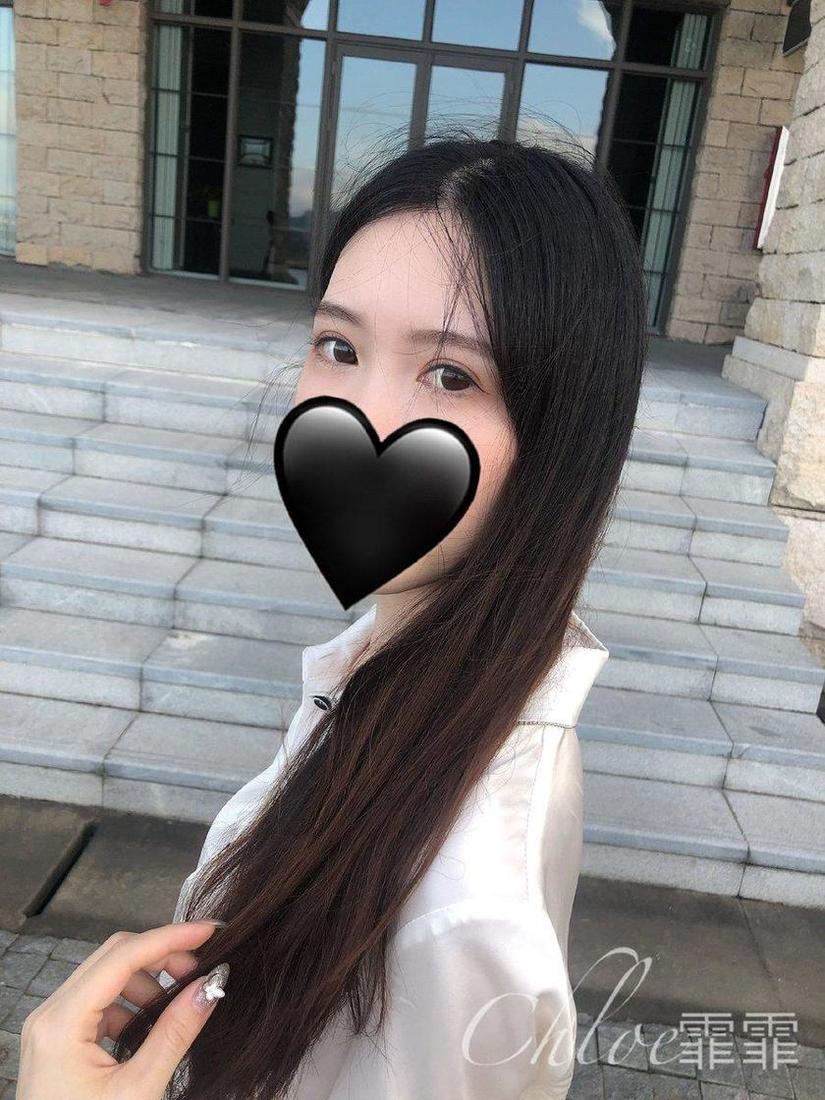 chloe霏霏霏至尊：闺蜜演绎胶片照片