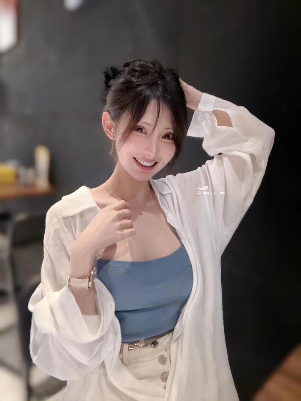 手机桌面必备，Mon梦脸书cosplay精选，让你轻松日驾