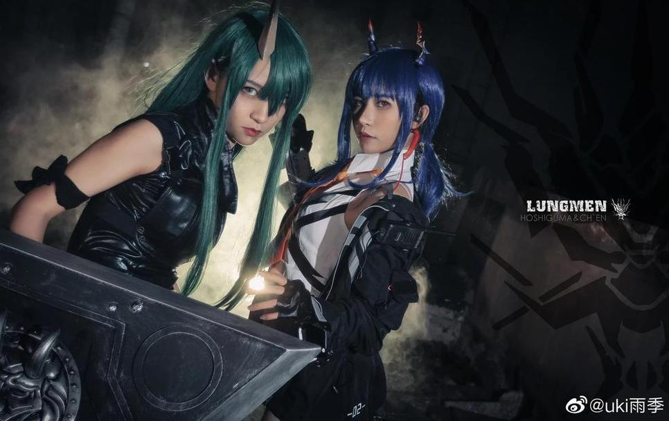 uki雨季微博：让你叹为观止的cosplay作品图包，与朋友分享必须的合集。