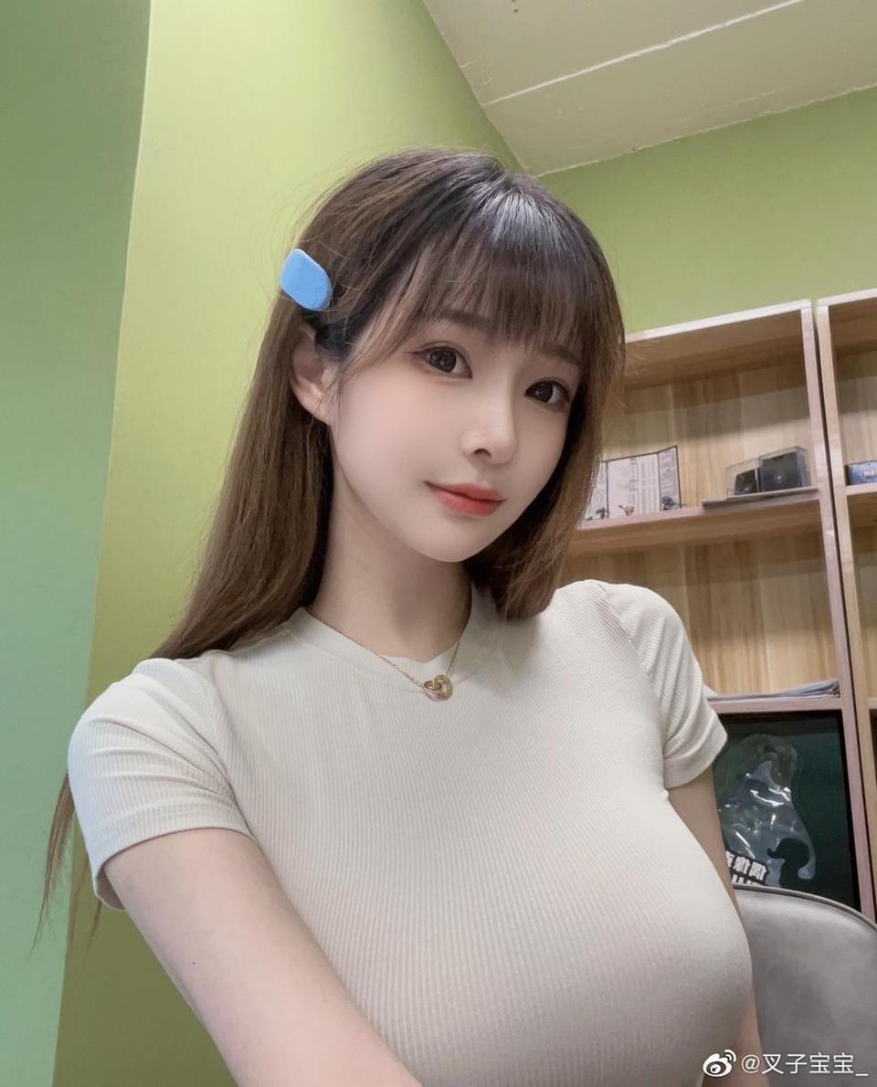 叉子宝宝cose次元，定制更唯美