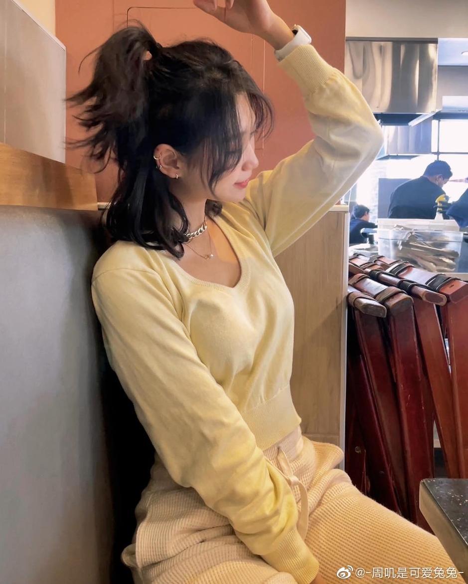 周叽是可爱兔兔眼的摄影作品集，史上最可爱的宠物