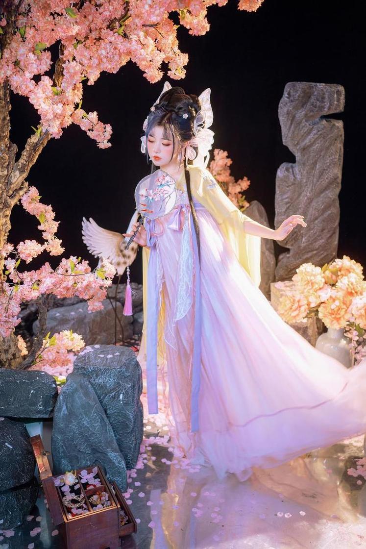 摄影大师的选美代表，喵小吉拍摄花絮完整版直接观看震撼上线