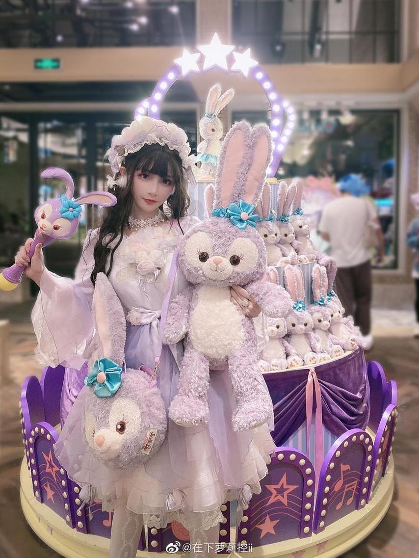 在下萝莉控本名叫什么cosplay镜头下的完美展现