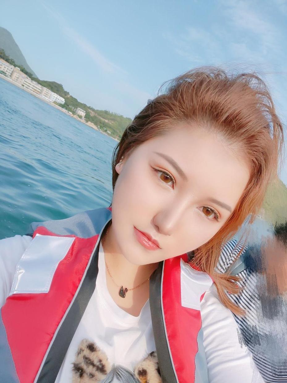 可谓完美的美图：夏鸽鸽不想起床白木芽衣子的美将你吸引过来，无法自拔。