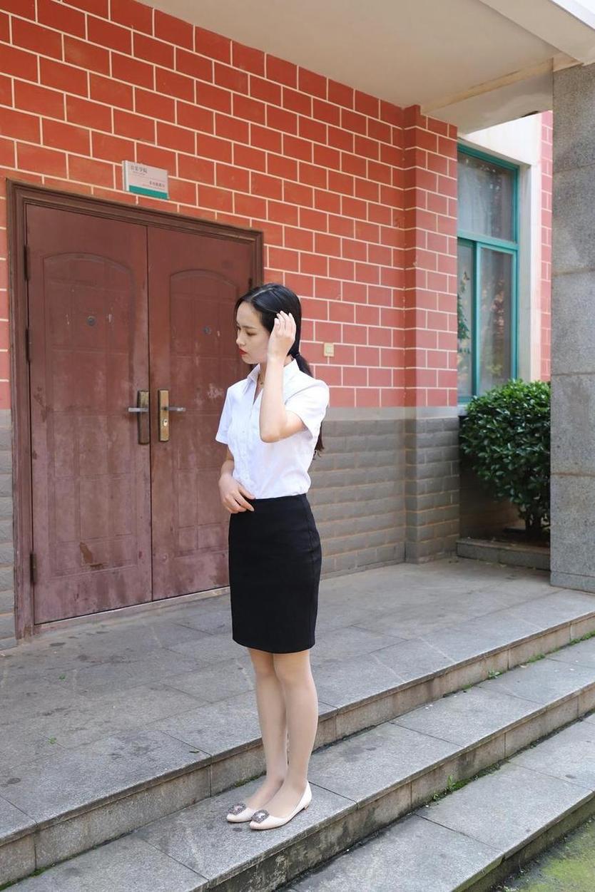 想要一组独特的照片吗？来看看这组大西瓜爱牙膏船袜的原图吧
