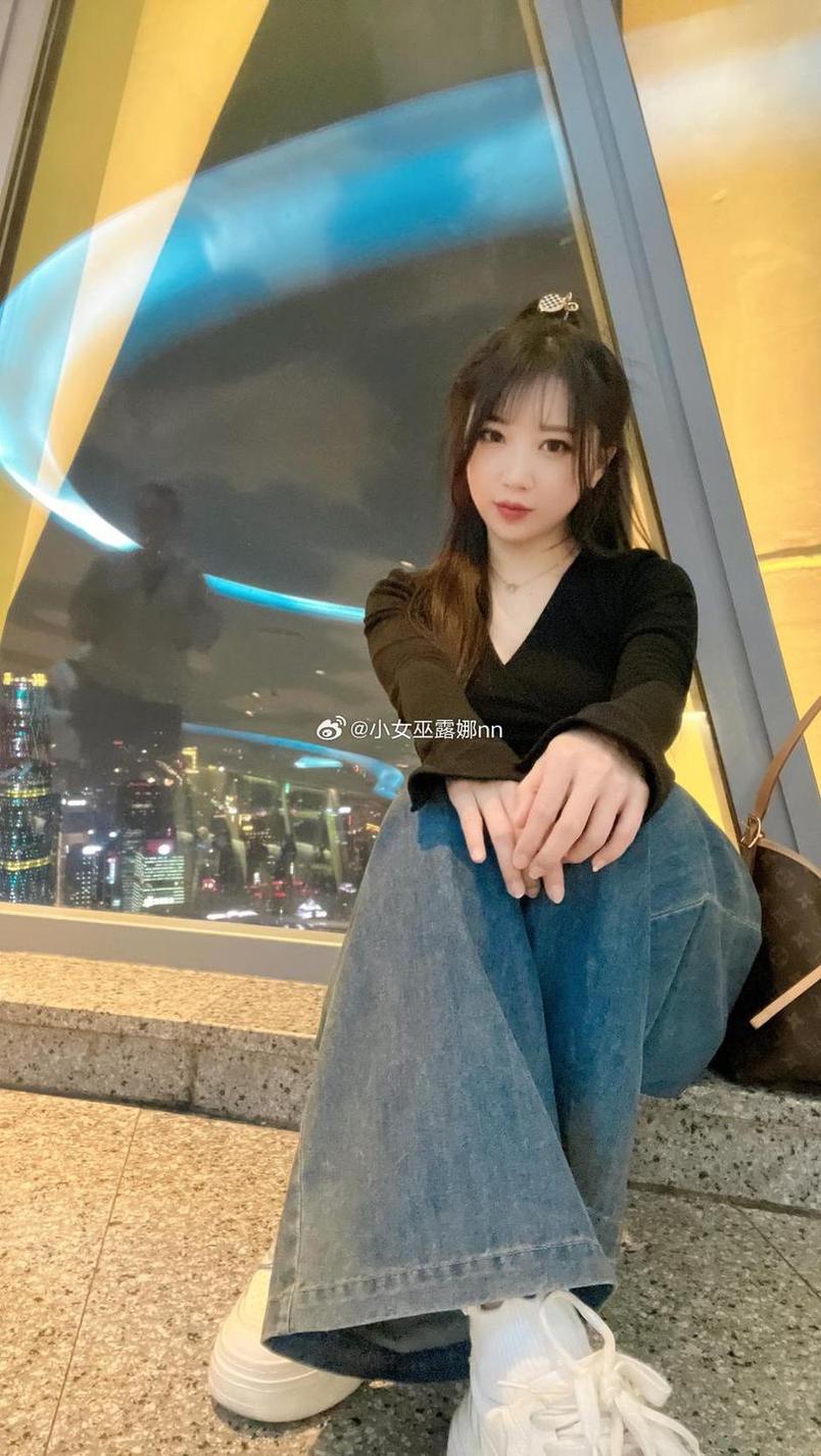 独家美图：小女巫露娜cos精选更新啦