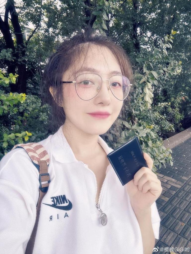 钢琴大师级别的教学，樱晚gigi钢琴课在线精心打造