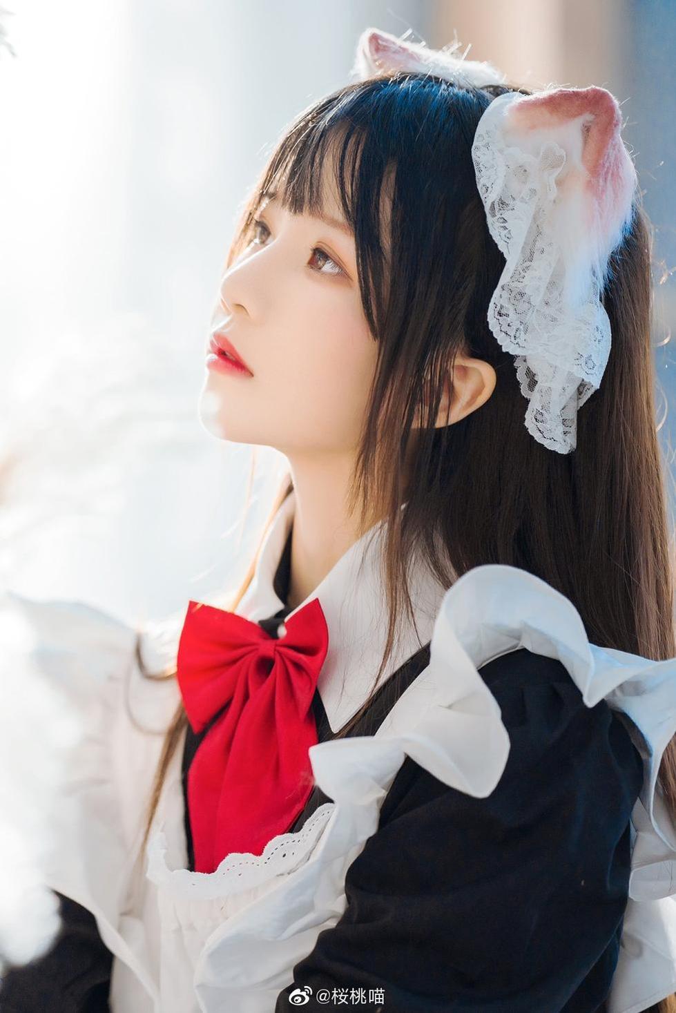 樱桃喵白衬衫双马尾套图，每一个角度都美哭了