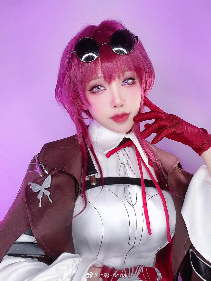 水淼aqua原神凝光cos，再一次征服了我的眼球