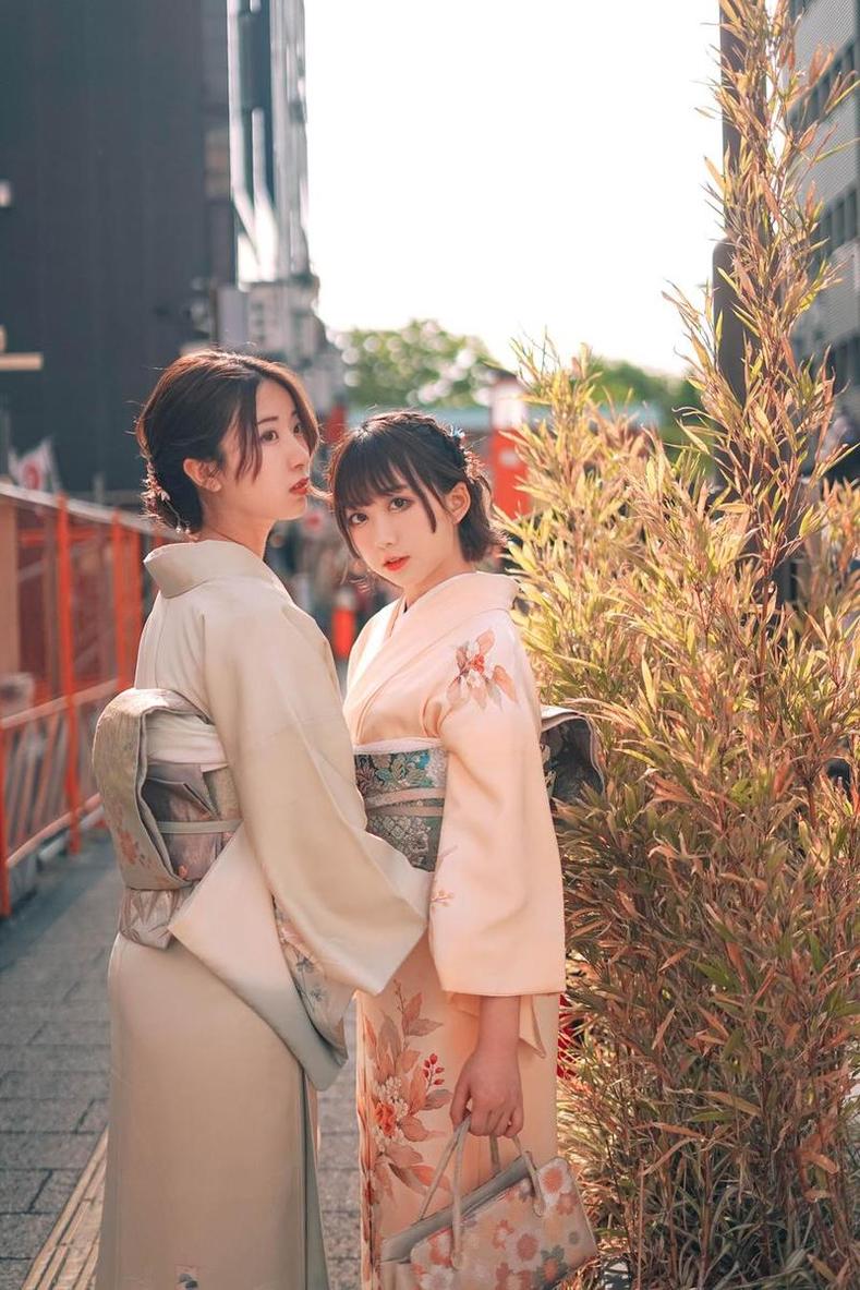 浅野菌子身高146cm？不管怎么样，她的cos图包一样让人惊喜