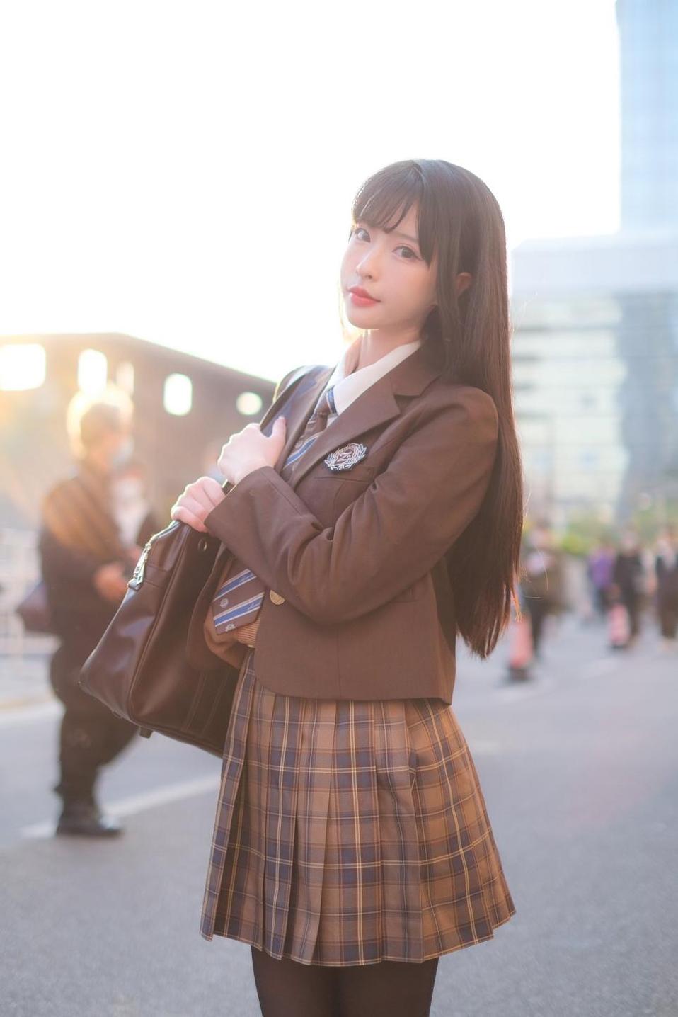 邀请你来我的cos摄影馆：清水由乃的投喂所