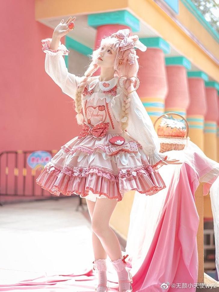 自闭颜球球个人资料：前所未有的cosplay之旅