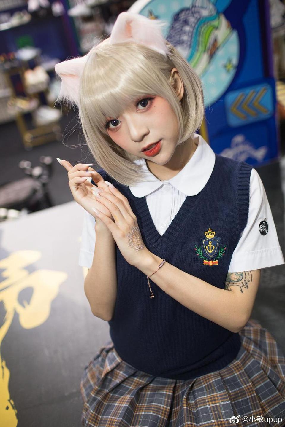 舞小喵魅魔cos：最好看的cosplay作品