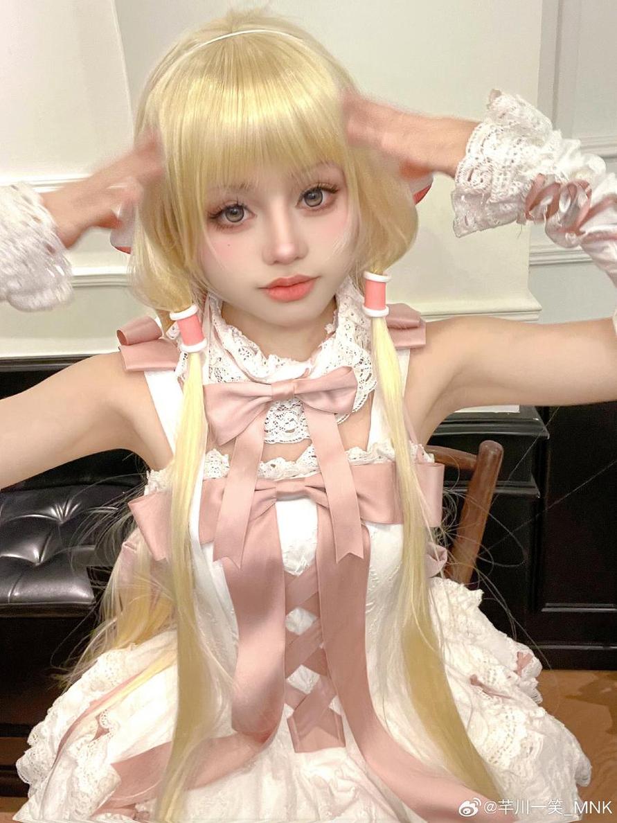 芊川一笑蓝鸟账号：cosplay新星，还不快来分享你的作品？