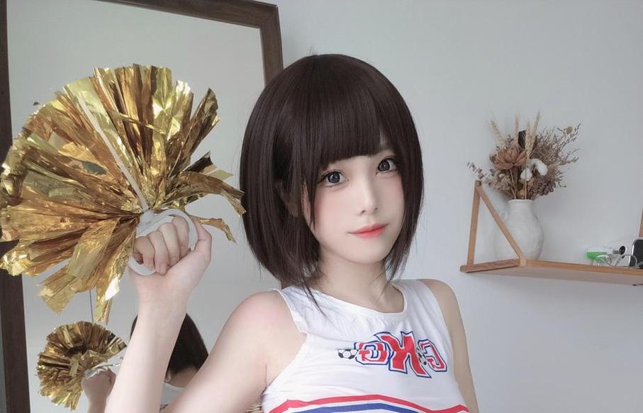原创cos达人！蜜汁猫裘真实姓名cos美图更新，不容错过！