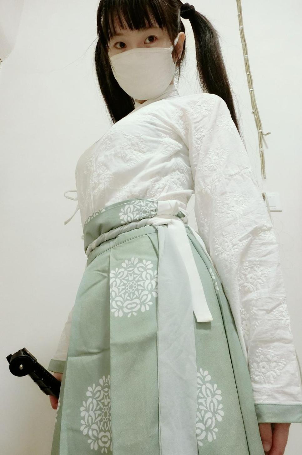 西尔酱全部分享：享受唯美摄影与神秘cos作品的魅力.