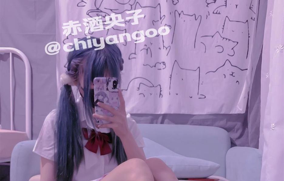 欣赏那些精心筛选的夙夜赤酒央子的集，你会爱上他的风格。