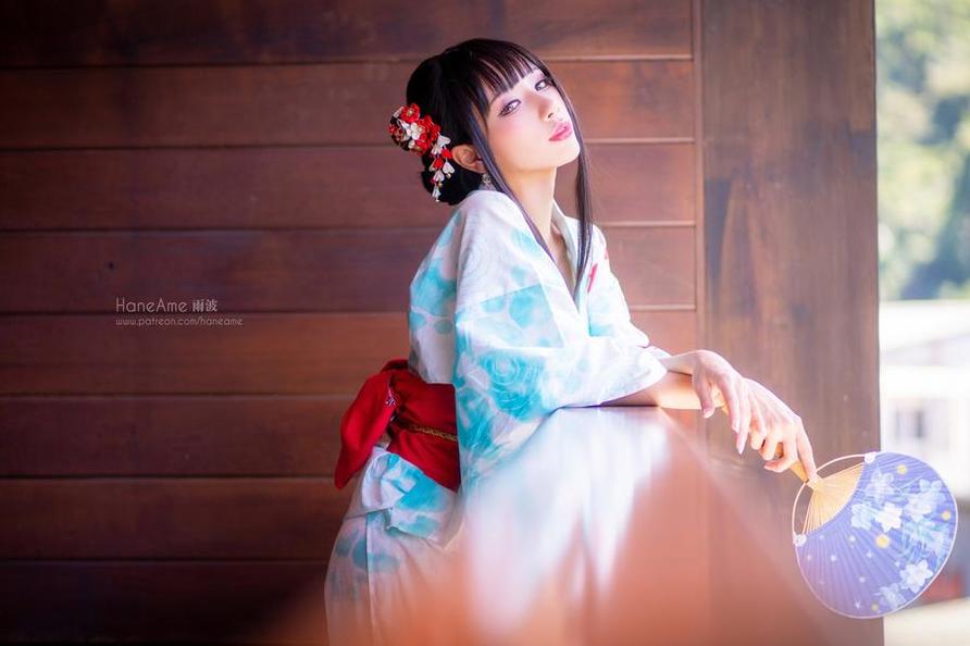 “雨波haneame介绍经典原图”：探究她cosplay中的每一个细节