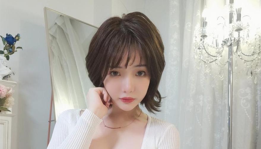 美轮美奂！雯妹不讲道理个人资料图片鉴赏图包