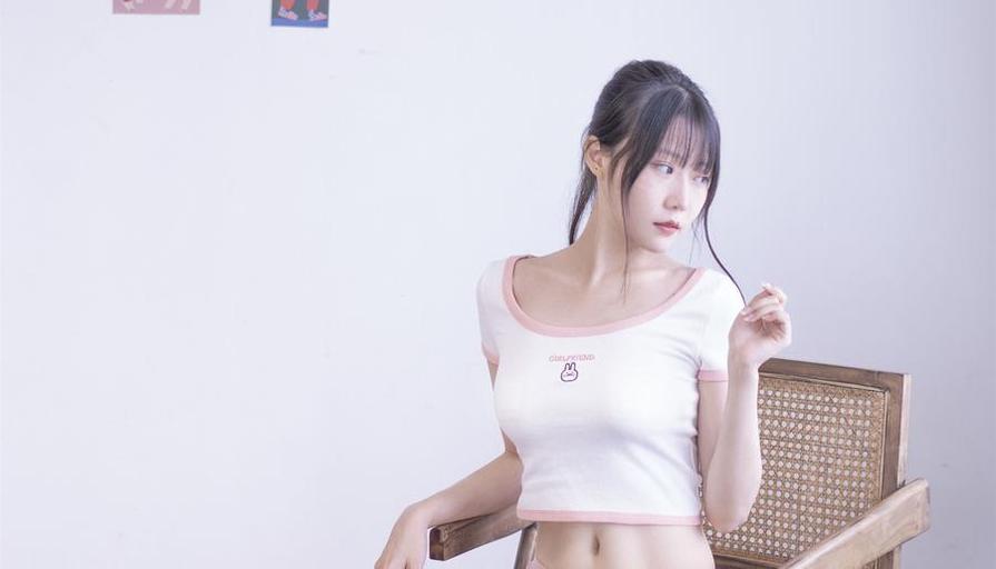 丰富多彩！香草喵露露百叶窗图包cosplay图集更新啦