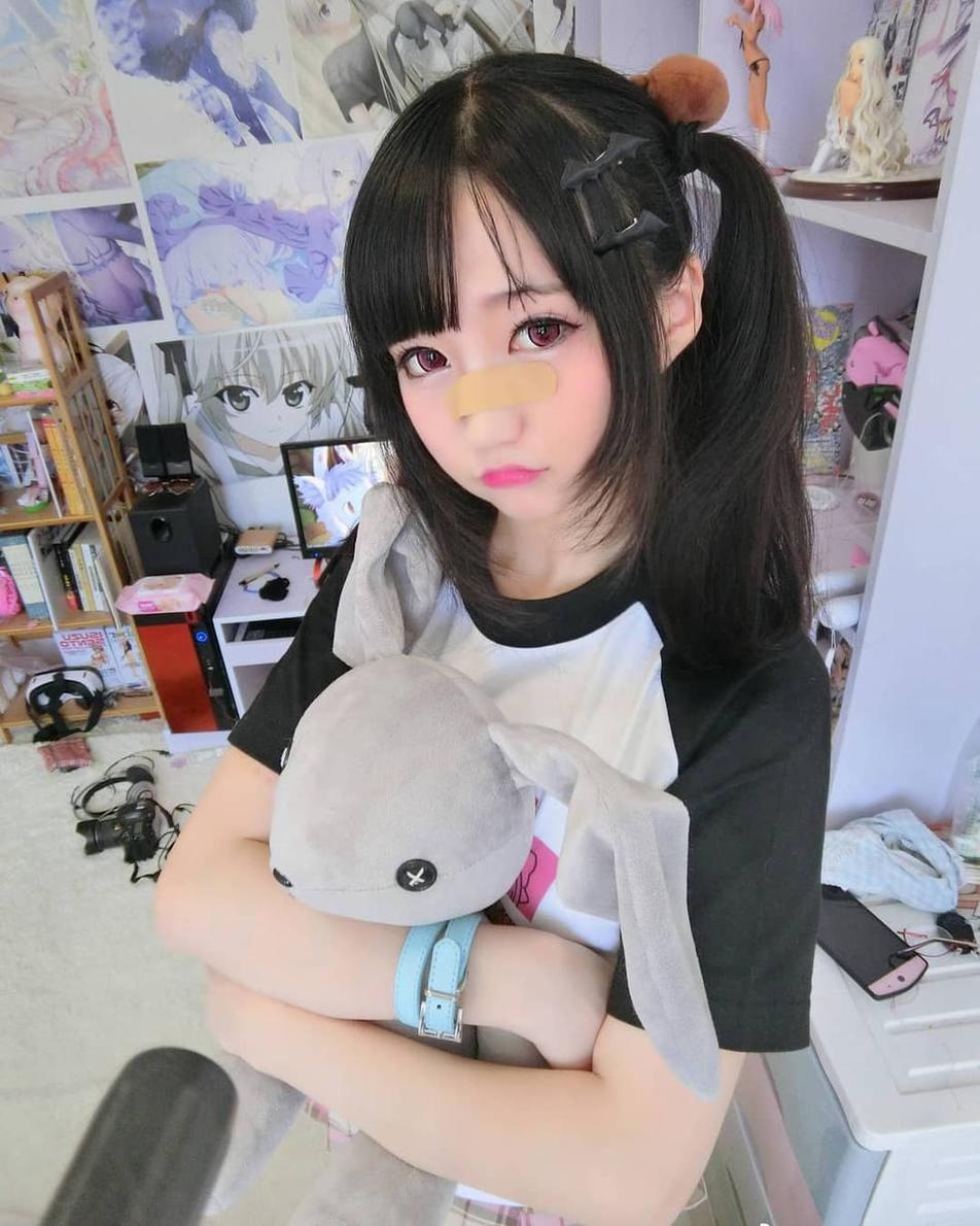 魔物喵杂物间少女cosplay作品登场