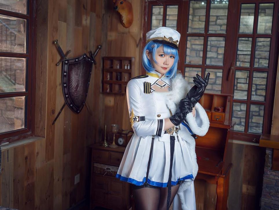 麻花麻花酱珍珠老师的cosplay作品，简直就是活生生的二次元人物